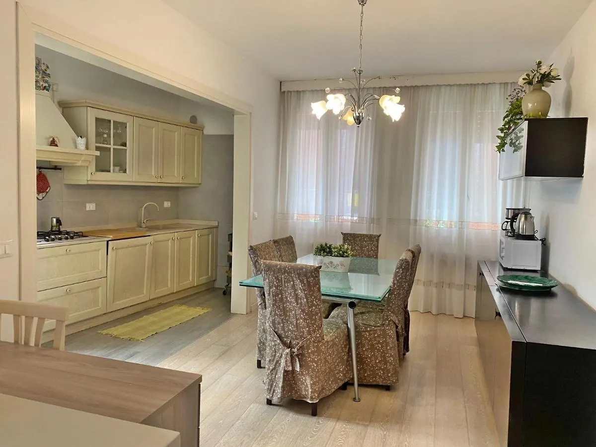 Gorgeous Apartment In San Marco Venecia